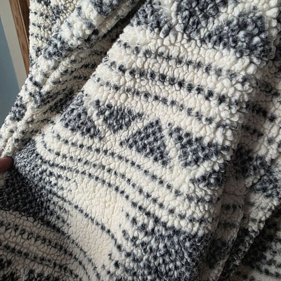 Billabong Montreal Fleece Jacket Size Small Polar Gray Aztec Longline Cozy - Picture 8 of 8